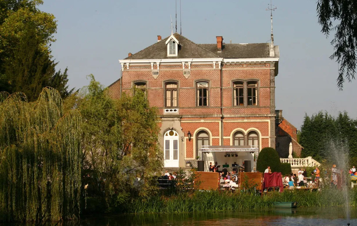 Kasteel Van Blekkom, Belgium